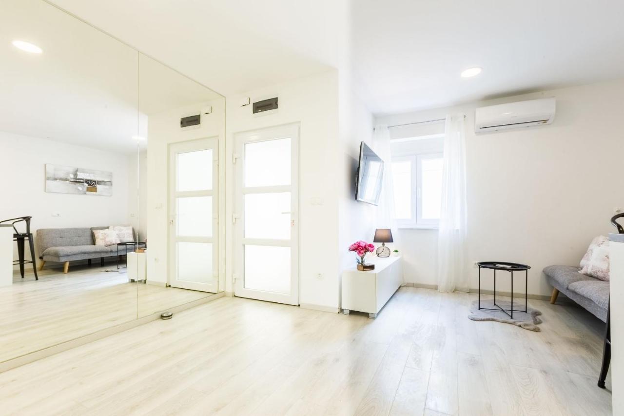 2Sis 2 Apartments Zadar Exterior foto