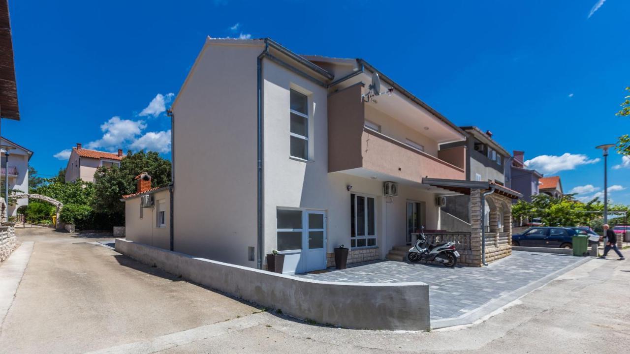 2Sis 2 Apartments Zadar Exterior foto