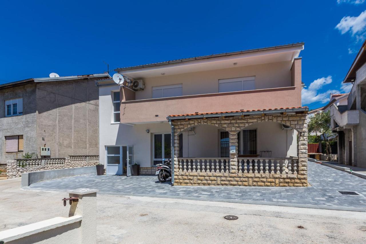 2Sis 2 Apartments Zadar Exterior foto